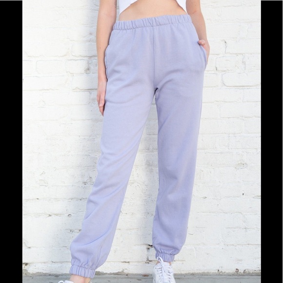 Brandy Melville Pants - Brandy melville rosa sweatpants